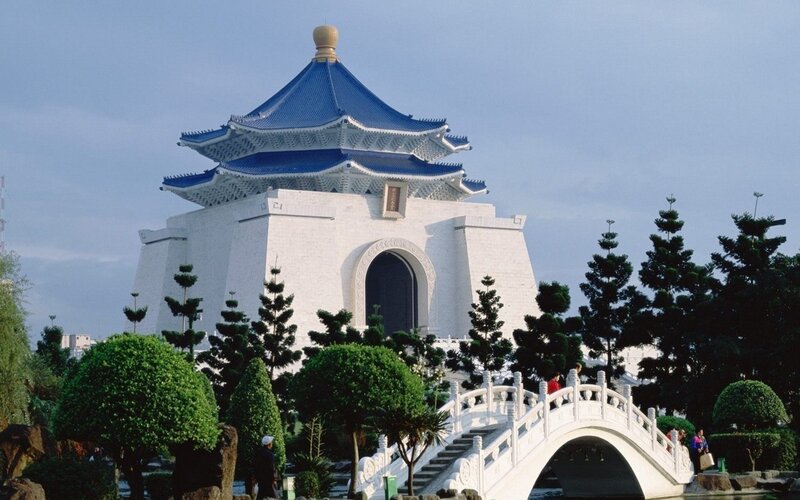 Chiang Kai-shek Memorial Hall — White