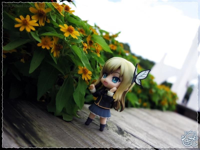 chibi doll with flowers