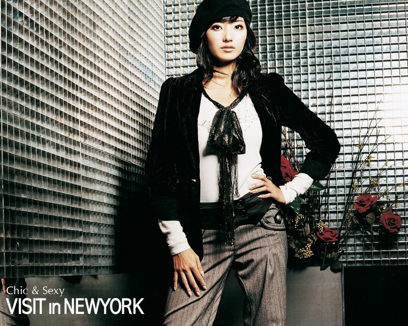 Chic woman in New York