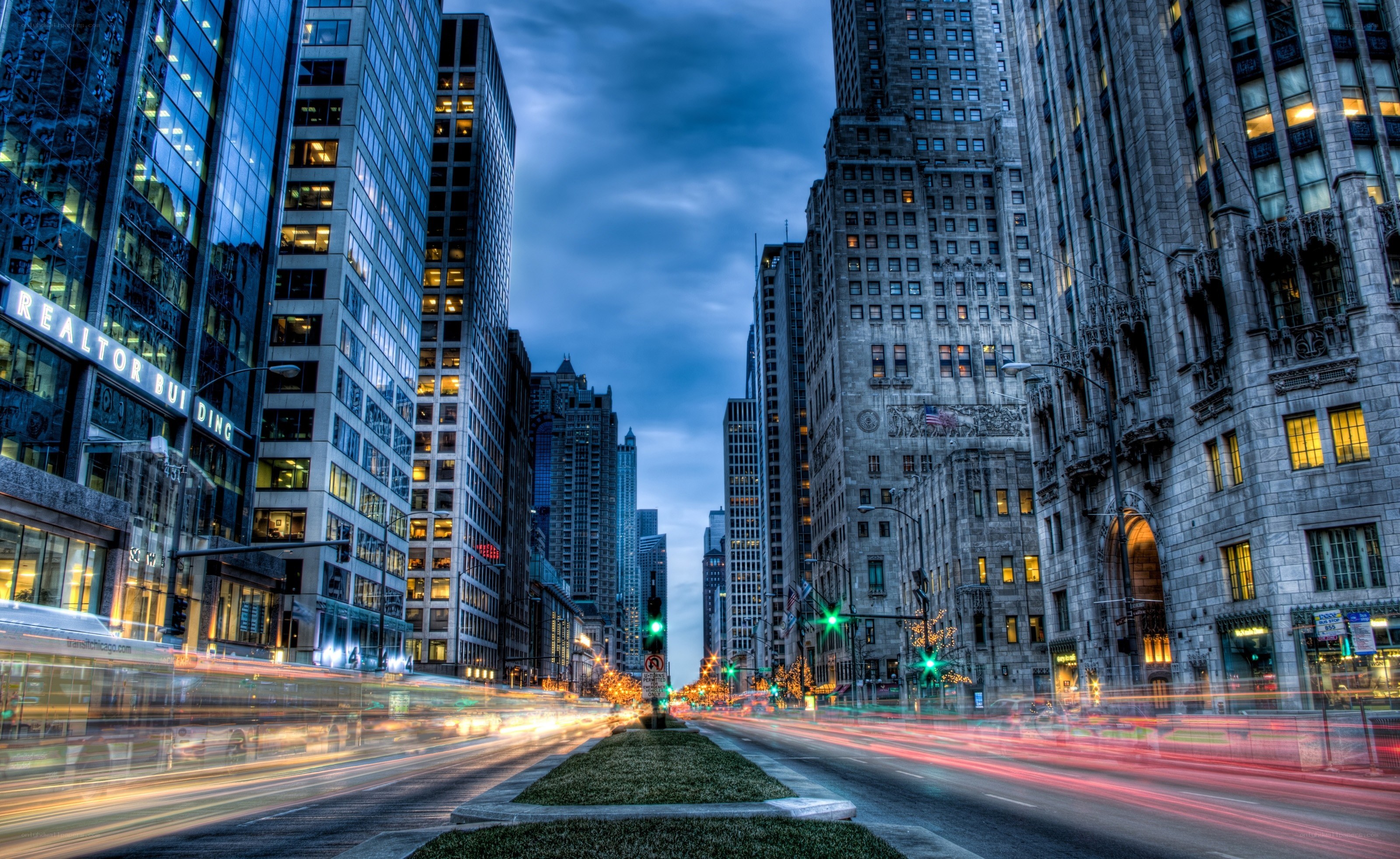 Chicago city street at dusk
