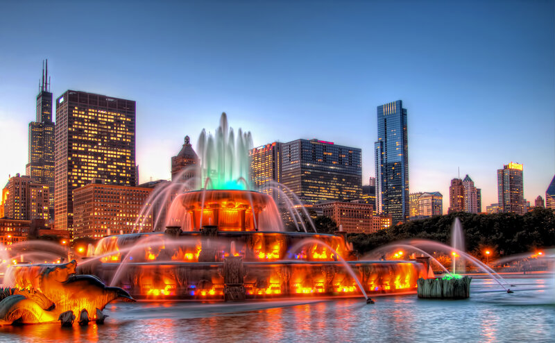 Chicago Fountain at Dusk — Blue