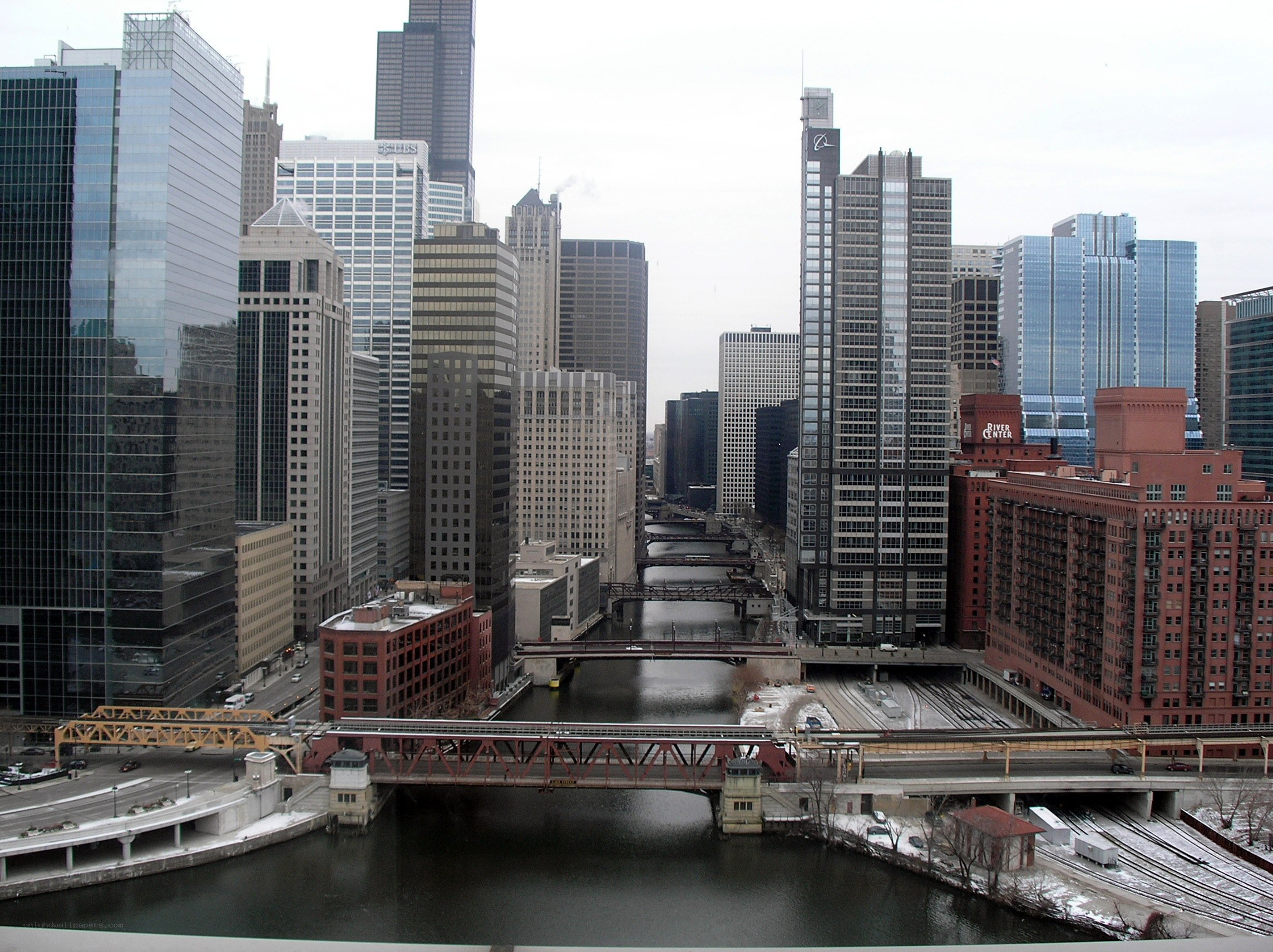 Chicago river and skyline view