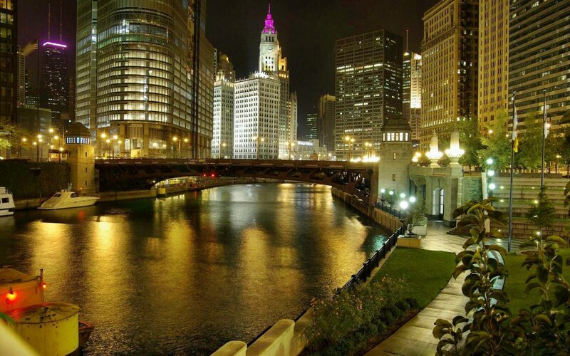 Chicago River at Night — Black, Serene