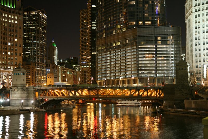 Chicago River at Night — Black, Urban