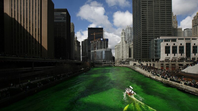 Chicago River dyed green