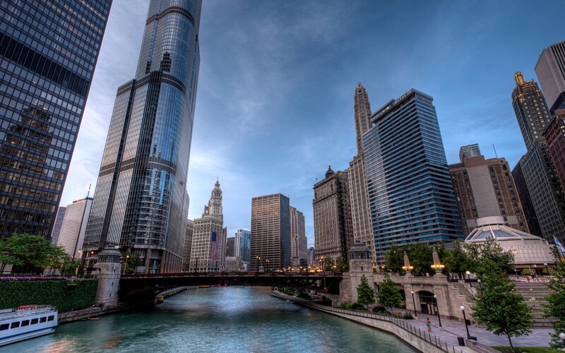Chicago River Skyline — Blue, Dramatic