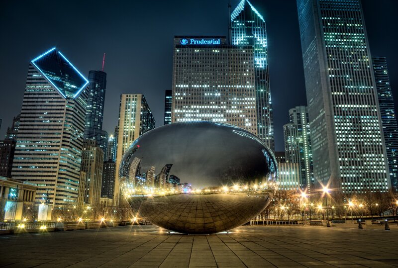 Chicago's Cloud Gate at night