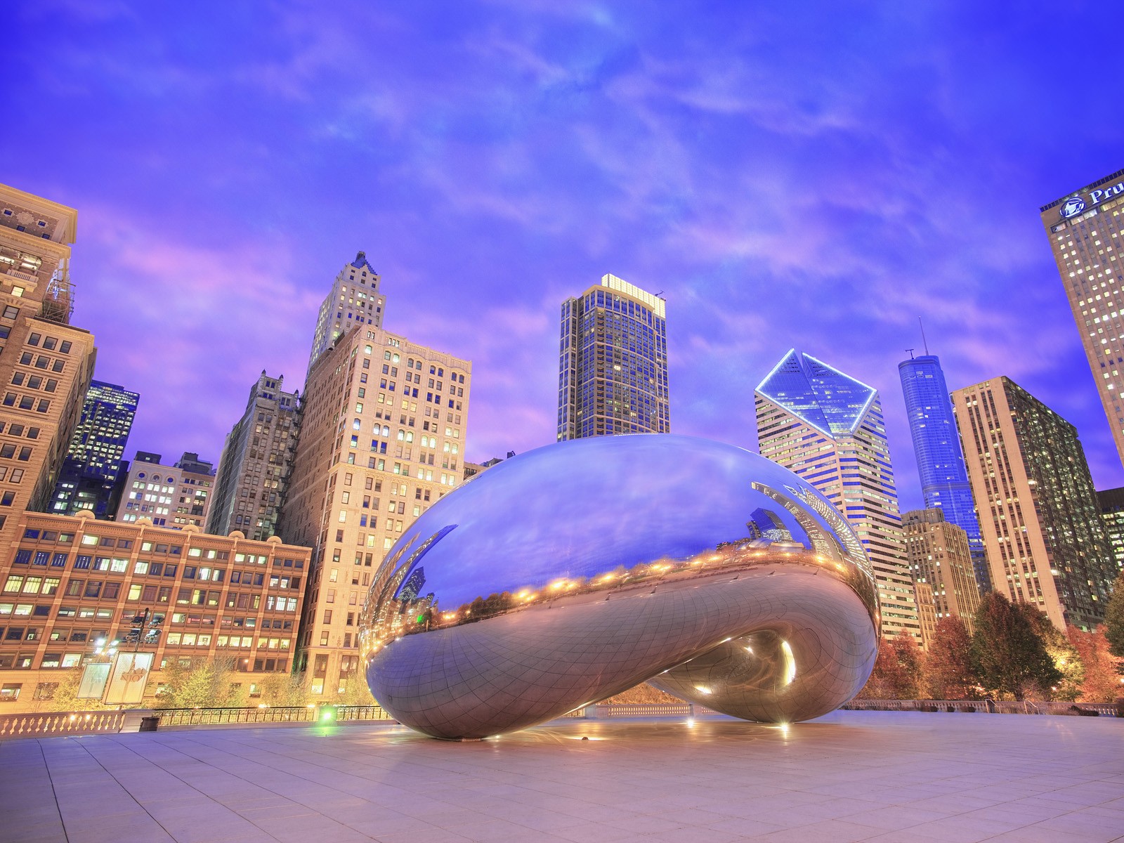 Chicago's Cloud Gate sculpture