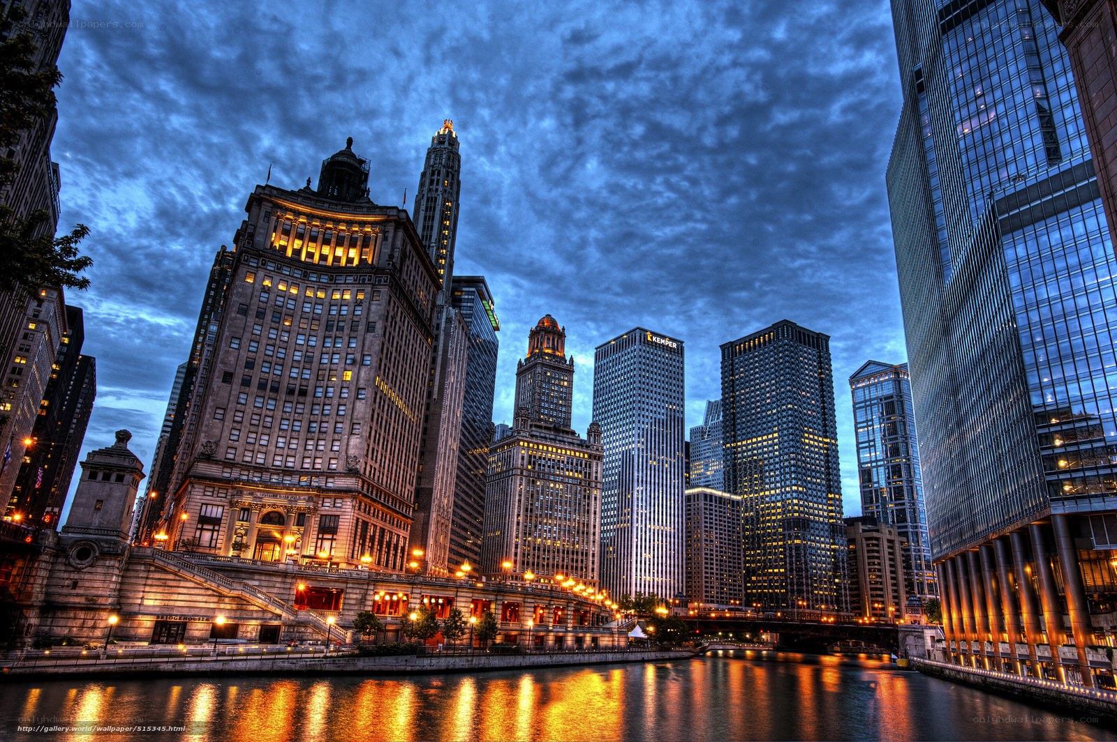 Chicago skyline at dusk