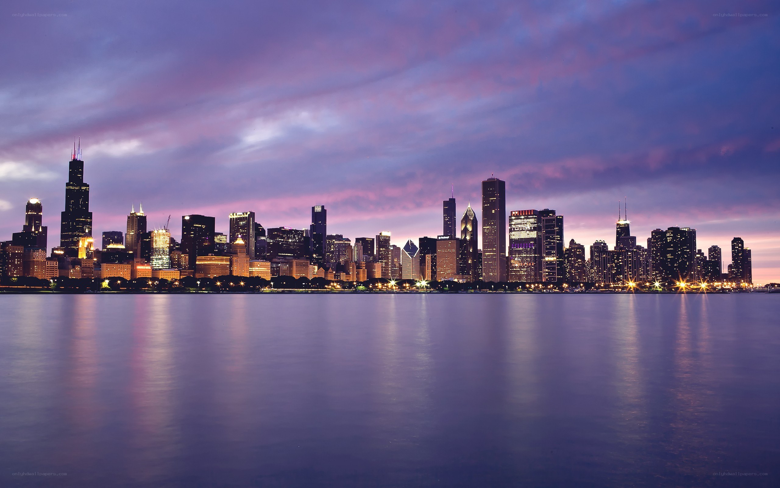 Chicago skyline at dusk