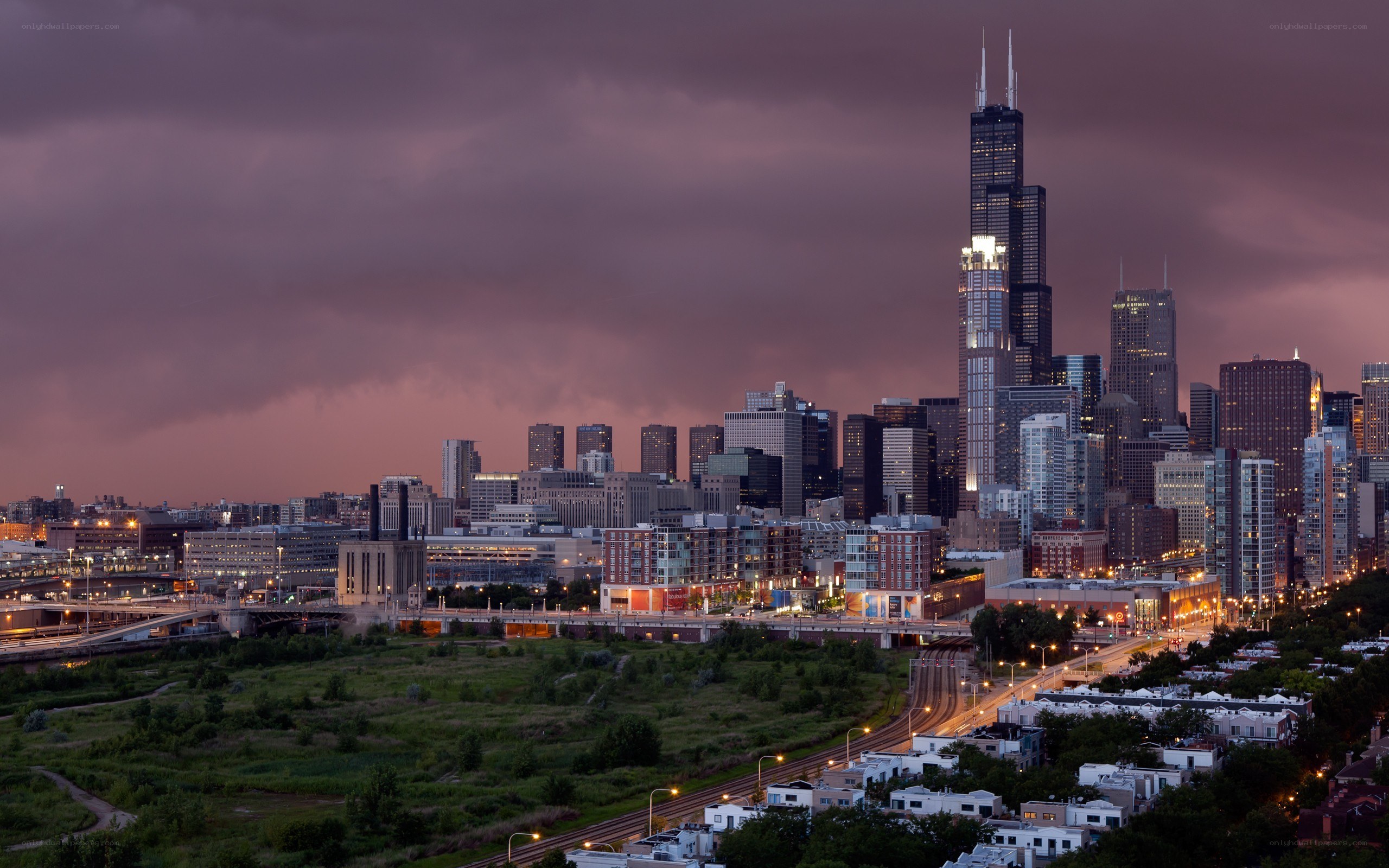 Chicago skyline at dusk