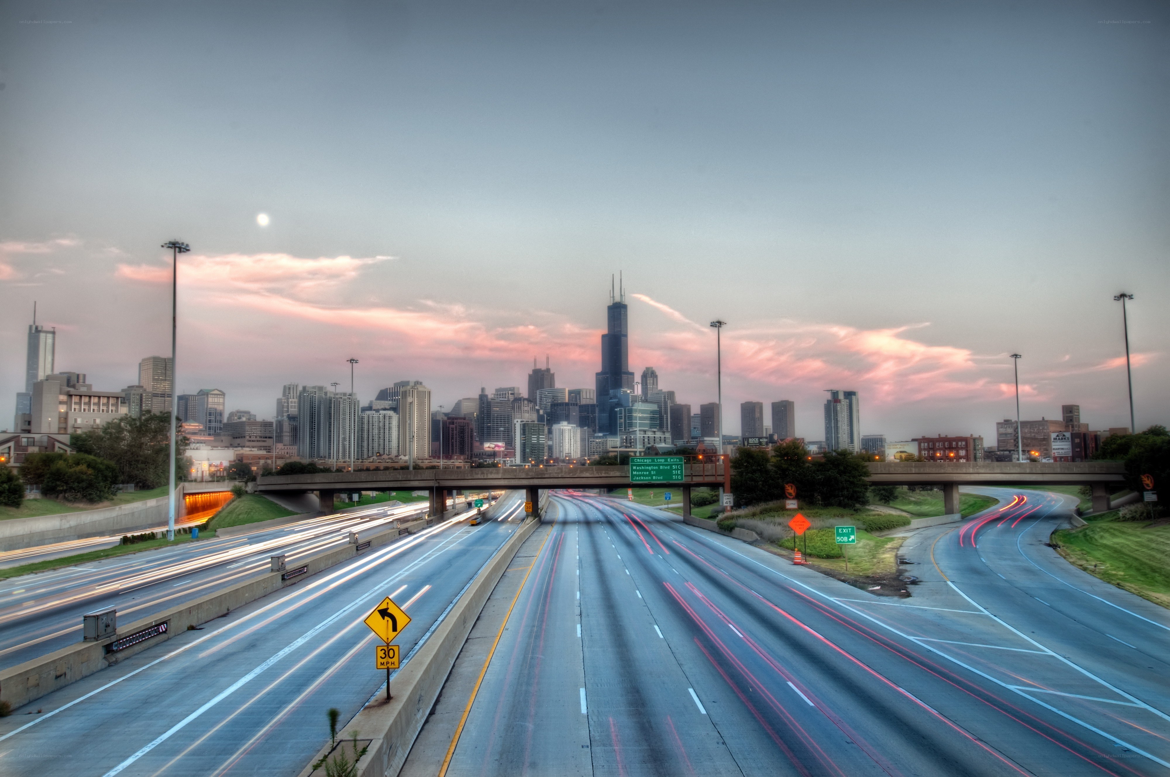 Chicago skyline at dusk
