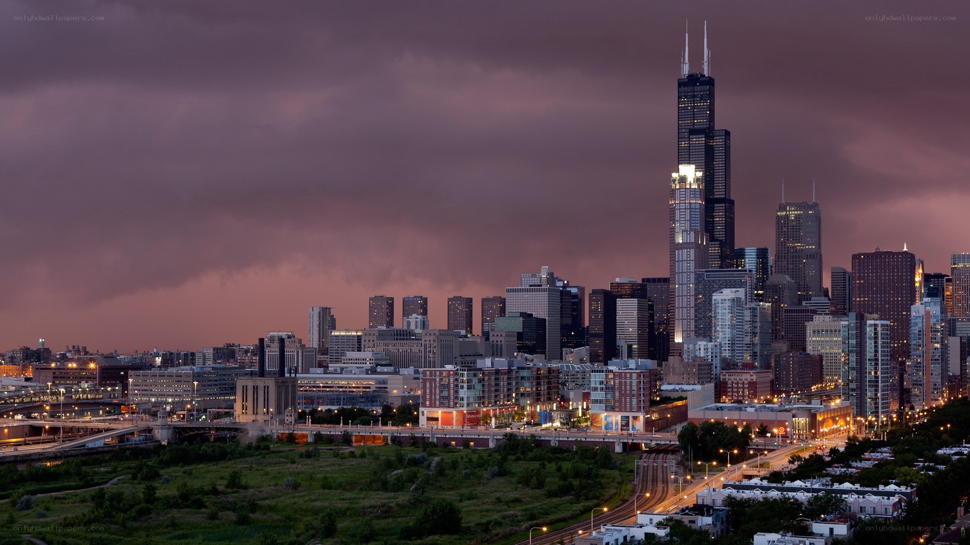 Chicago skyline at dusk