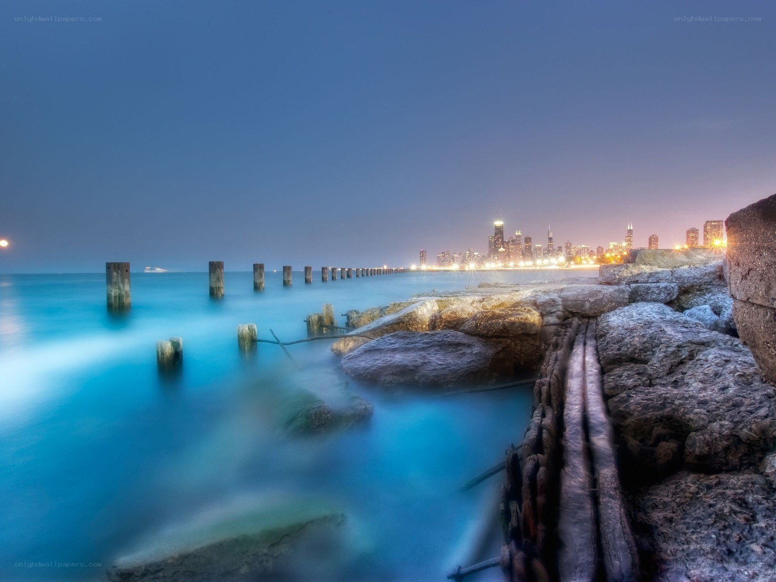 Chicago skyline at dusk