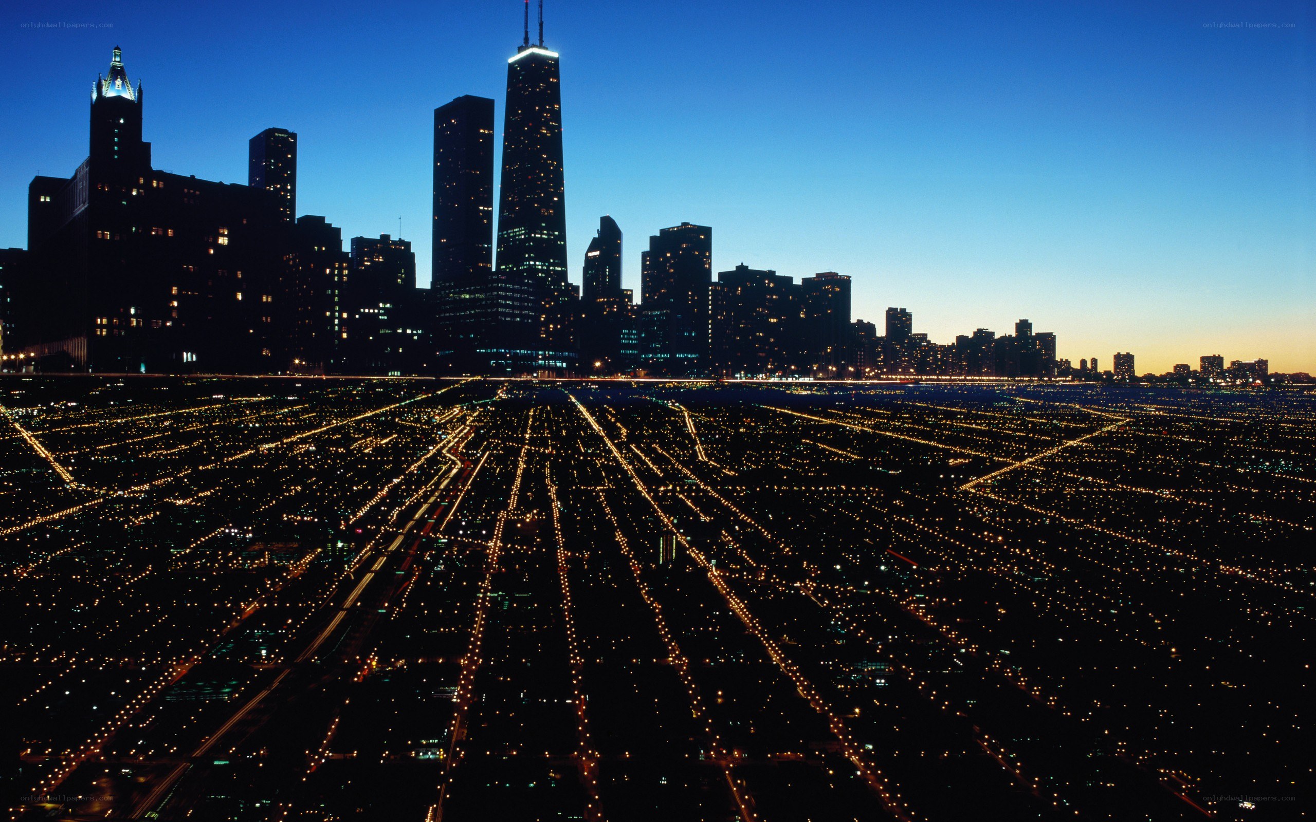 Chicago skyline at dusk