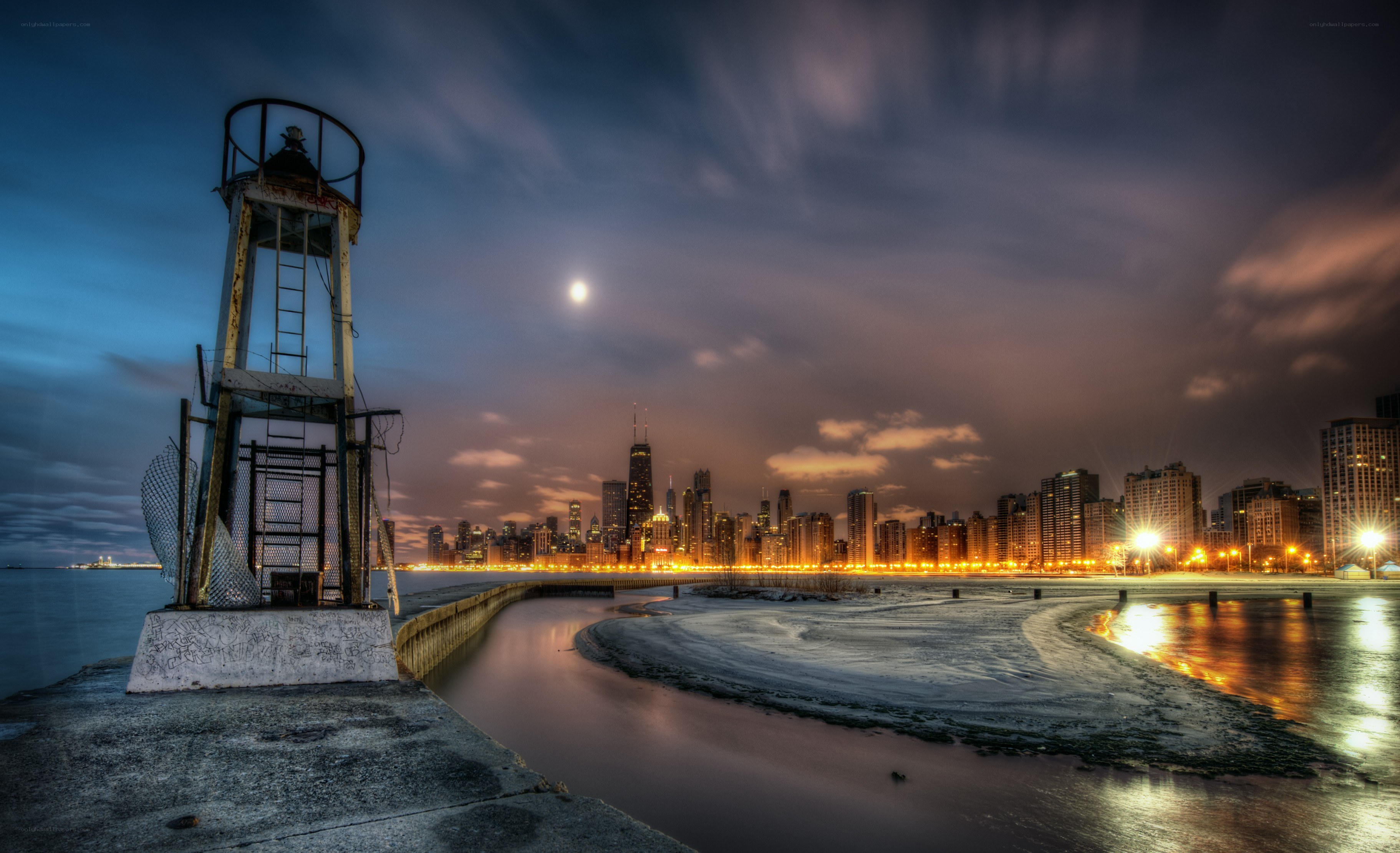 Chicago skyline at dusk