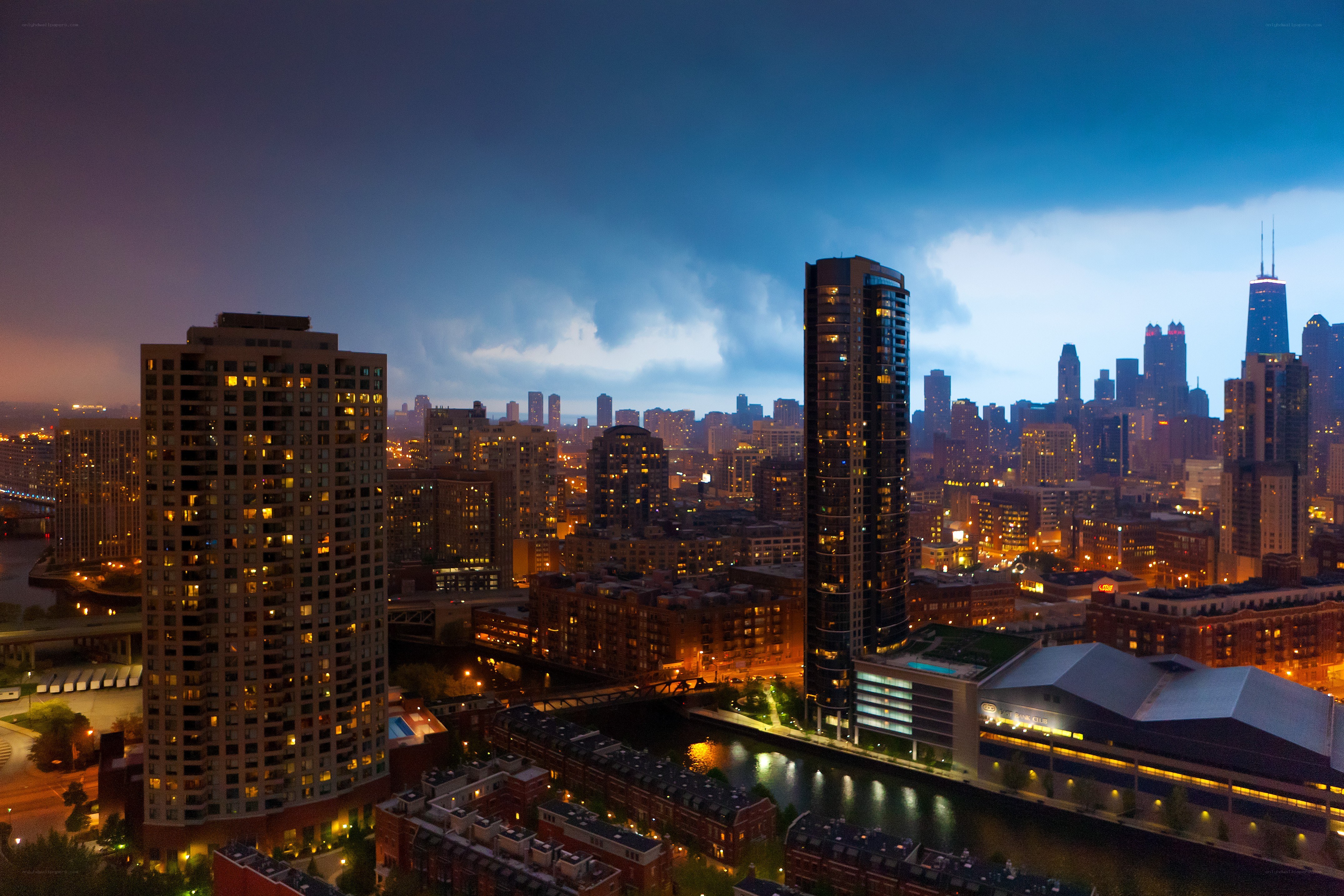 Chicago skyline at dusk