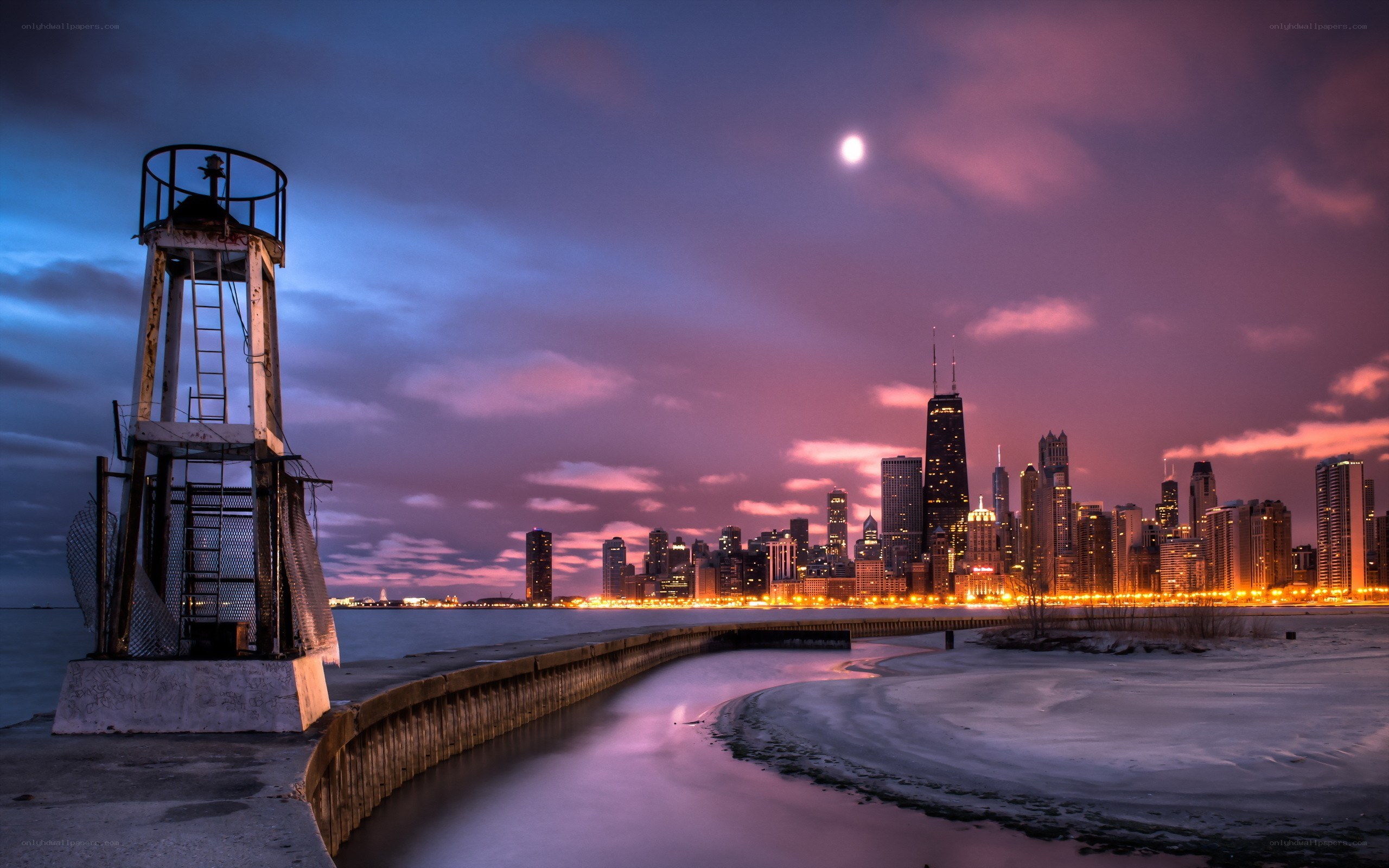 Chicago skyline at dusk
