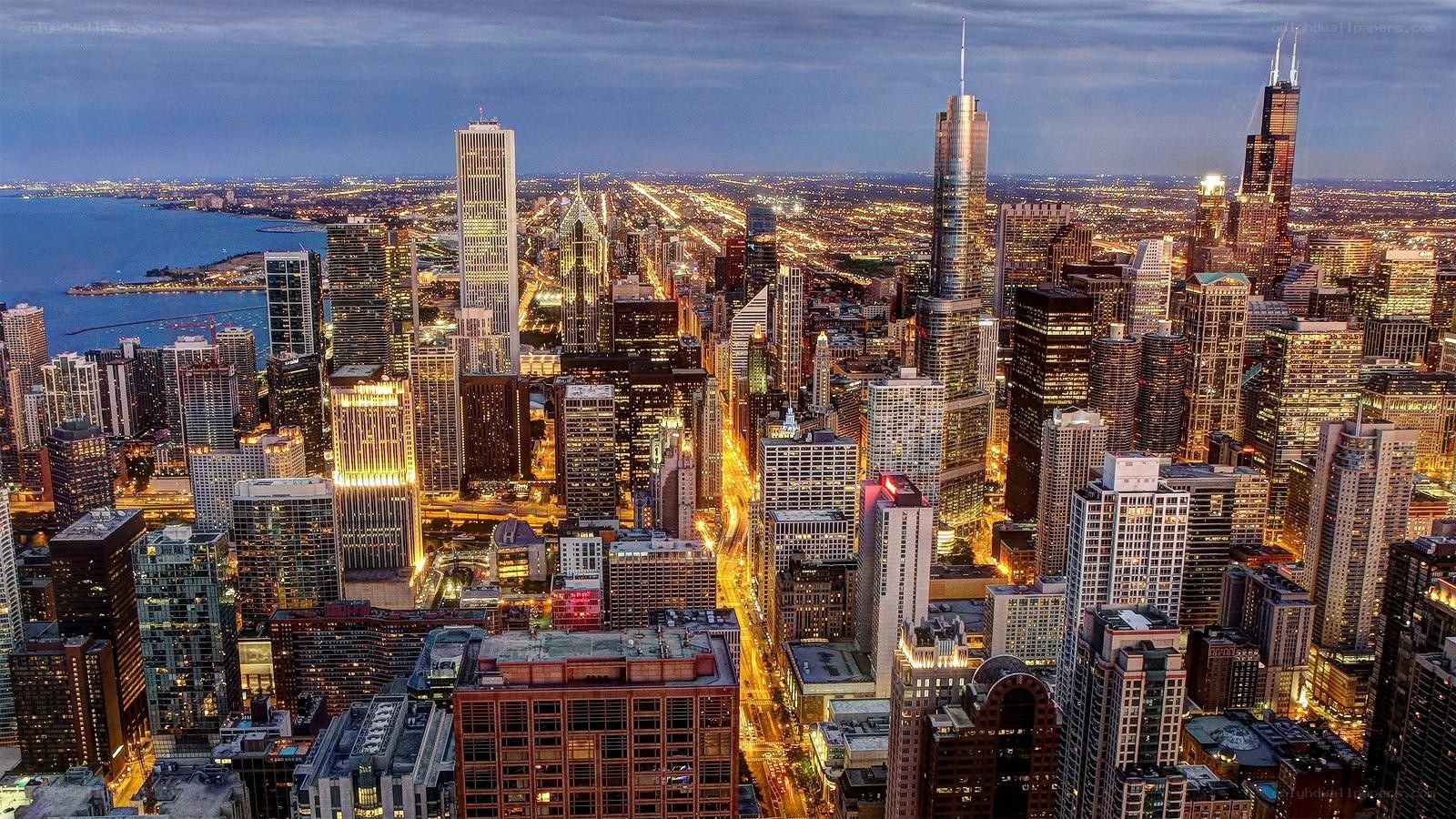 Chicago skyline at dusk