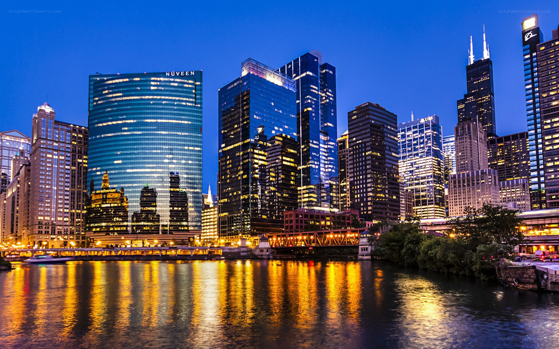 Chicago skyline at dusk