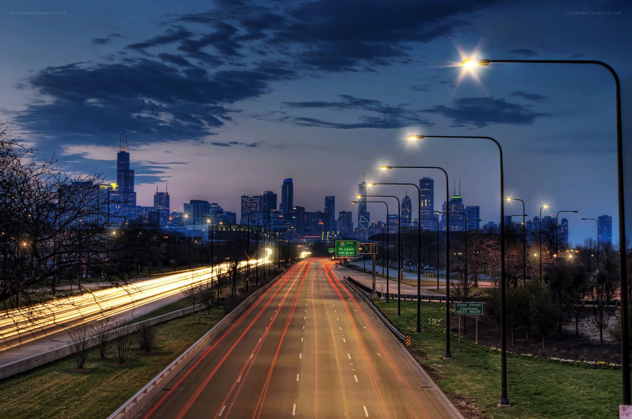 Chicago skyline at dusk