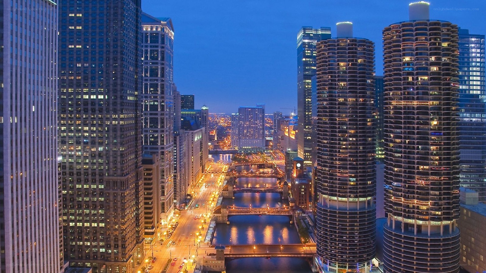 Chicago skyline at dusk