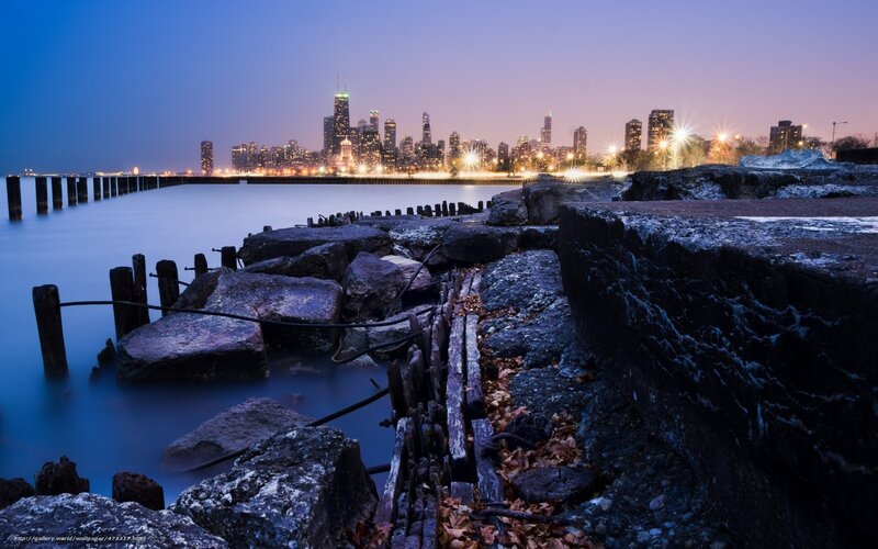 Chicago skyline at dusk