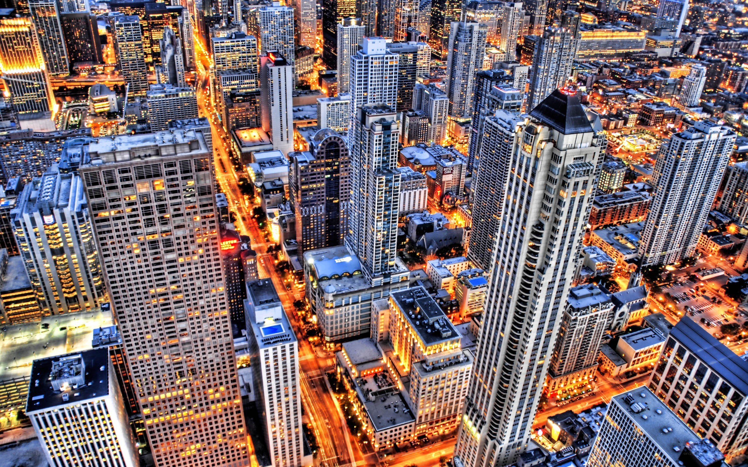 Chicago skyline at night