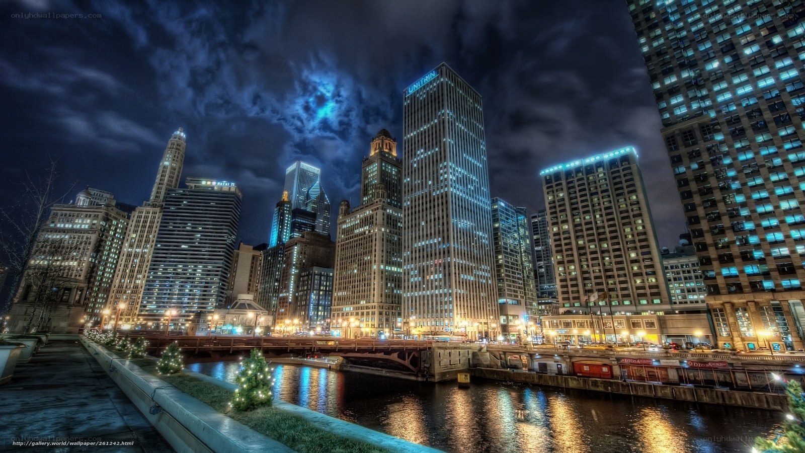 Chicago skyline at night
