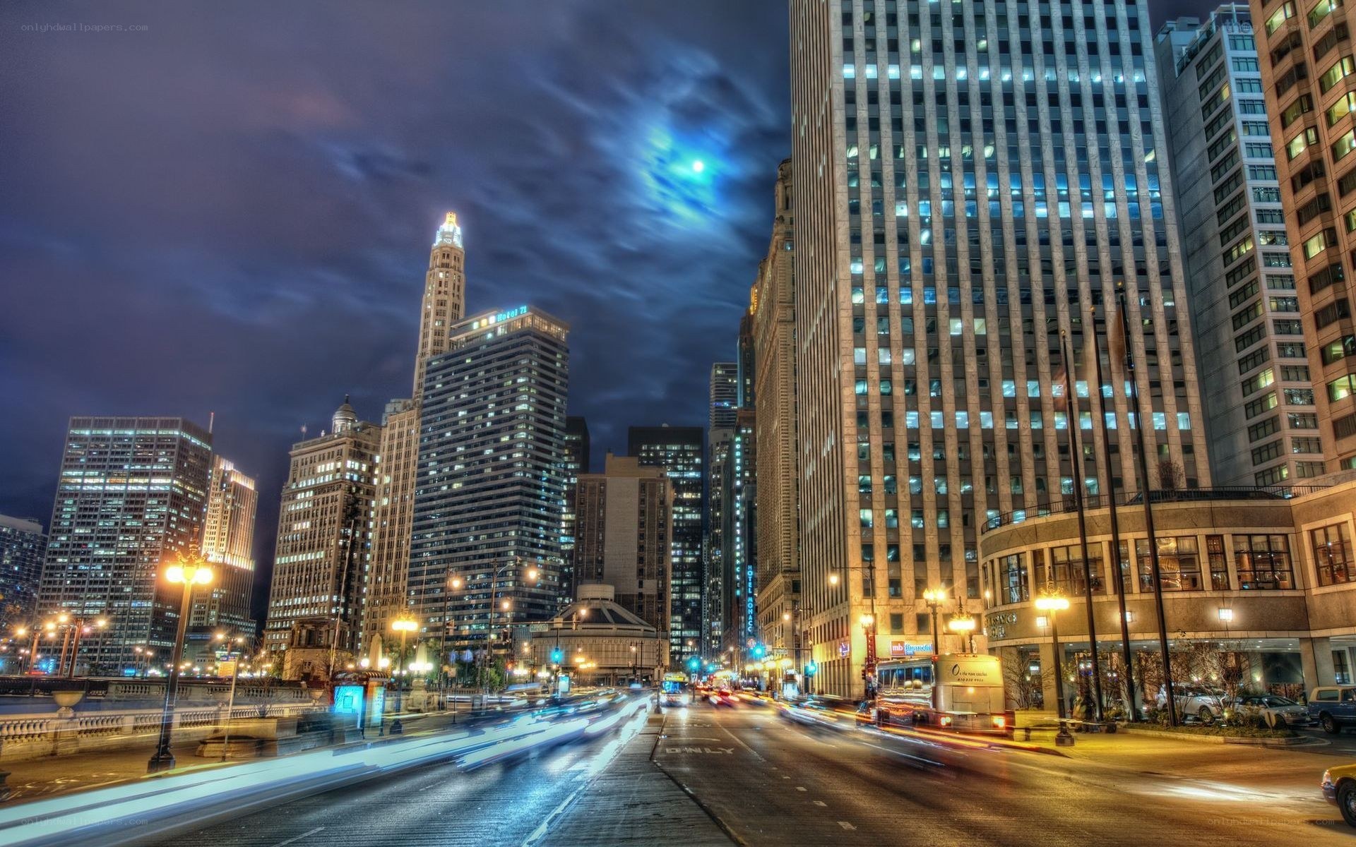 Chicago skyline at night