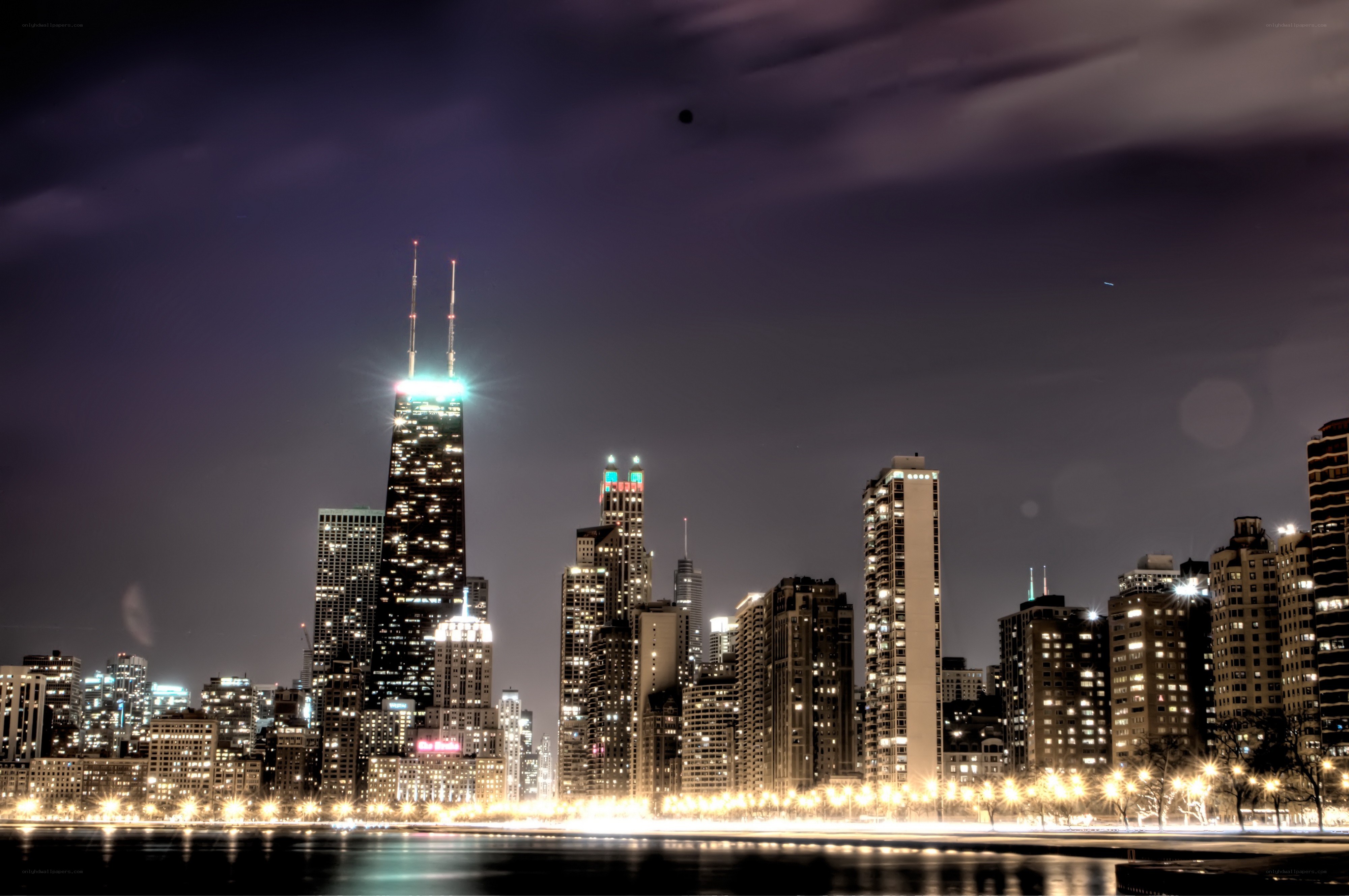 Chicago skyline at night