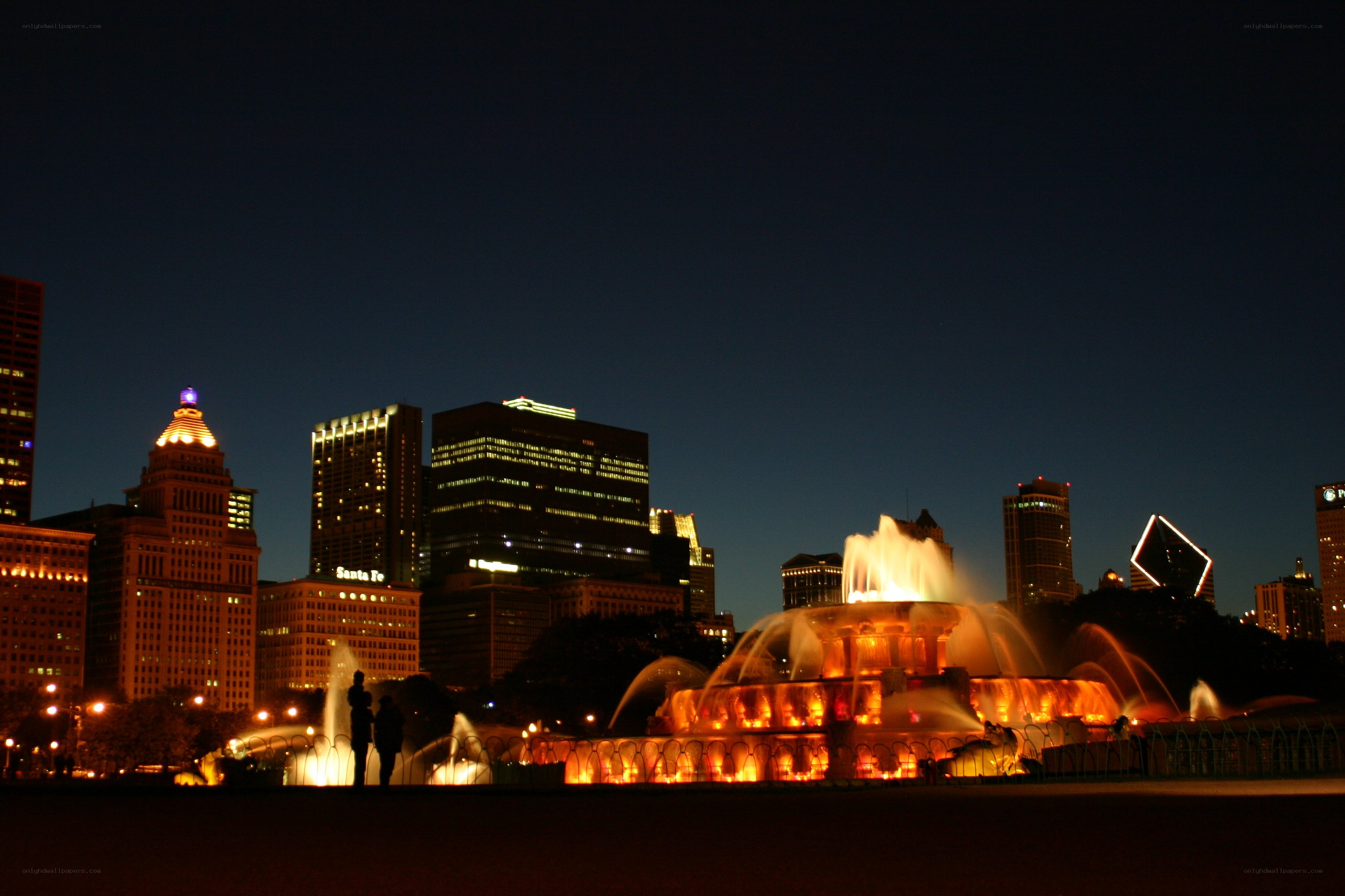 Chicago skyline at night
