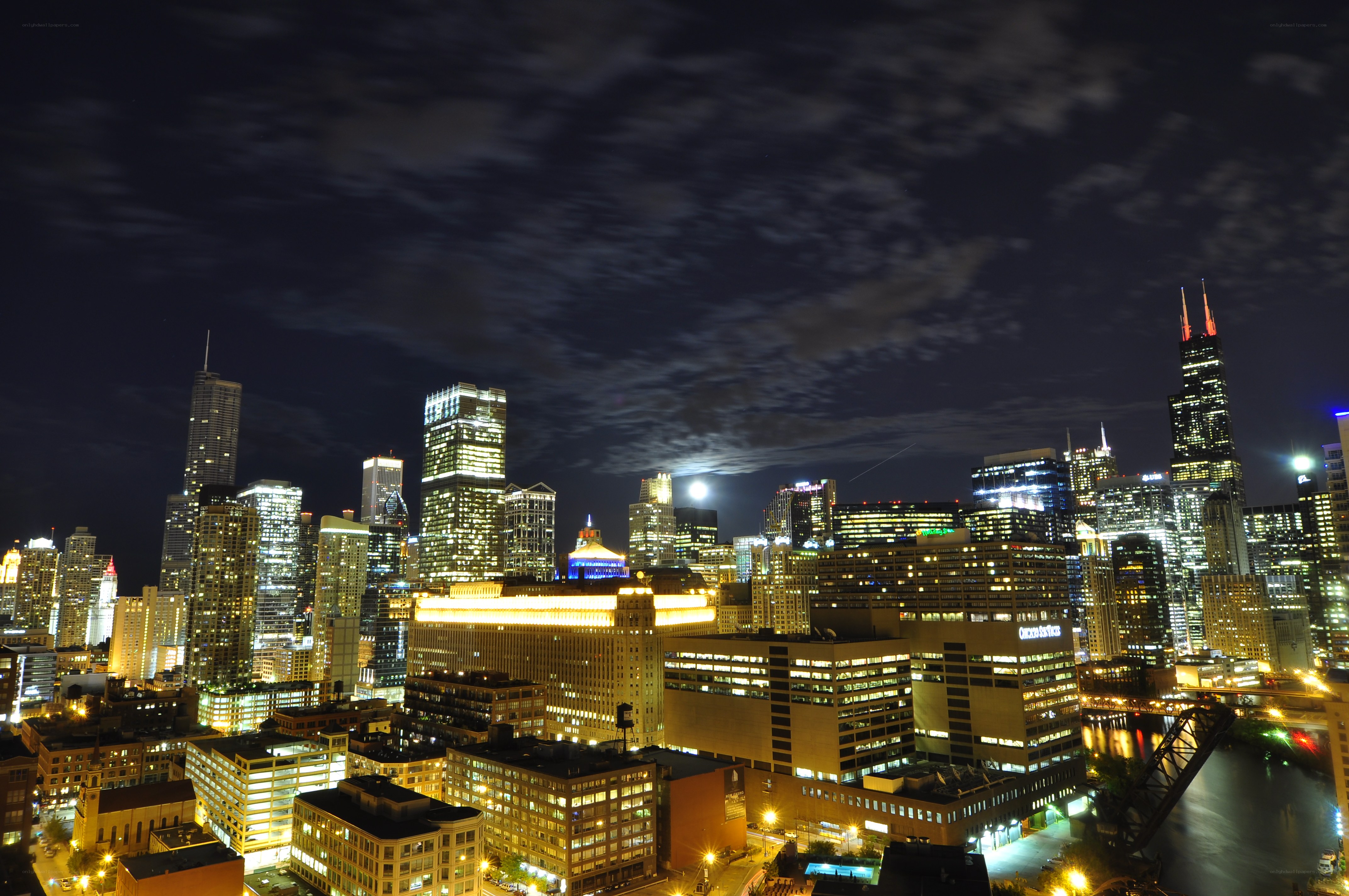Chicago skyline at night
