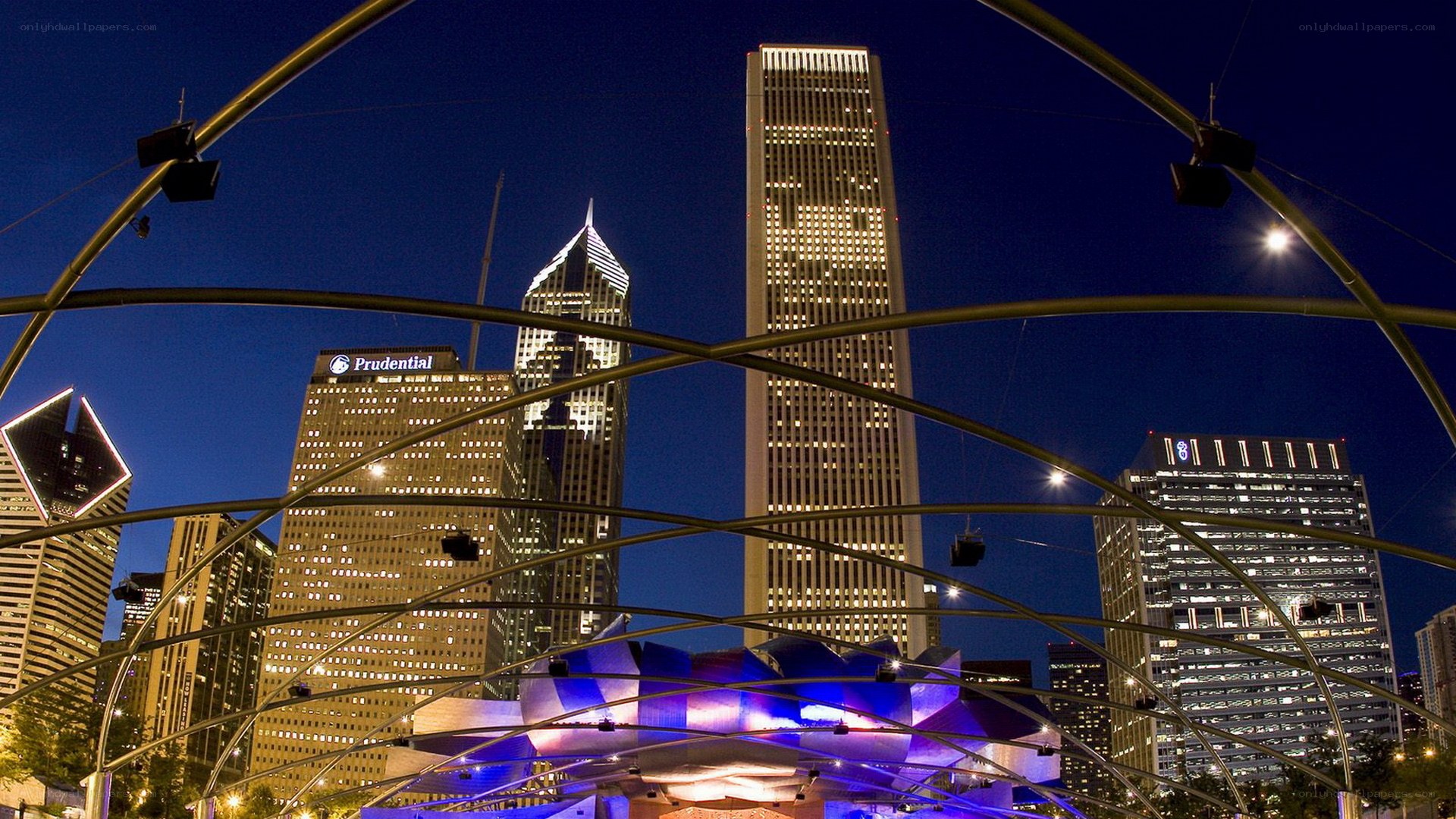 Chicago skyline at night