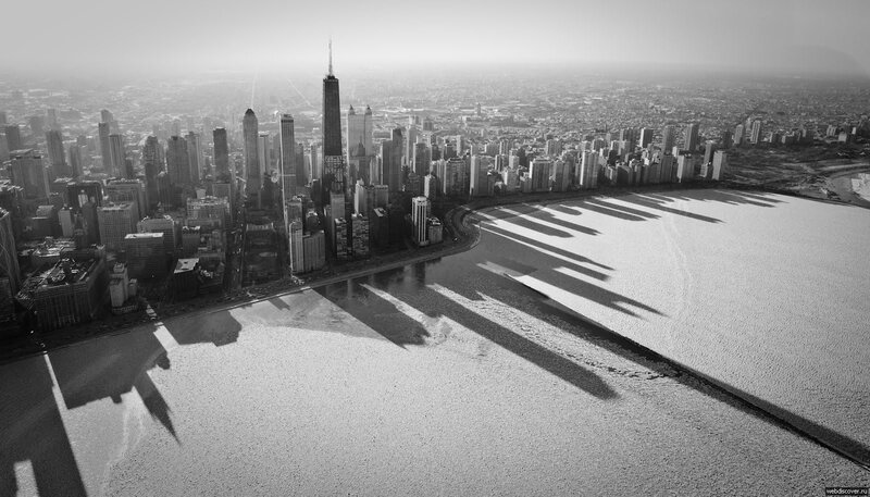 Chicago Skyline — Black