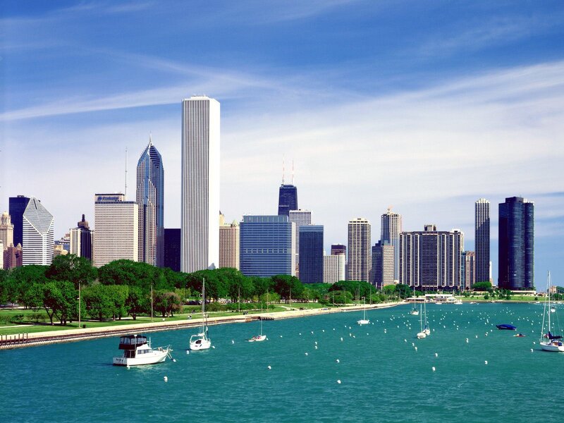 Chicago skyline by Lake Michigan