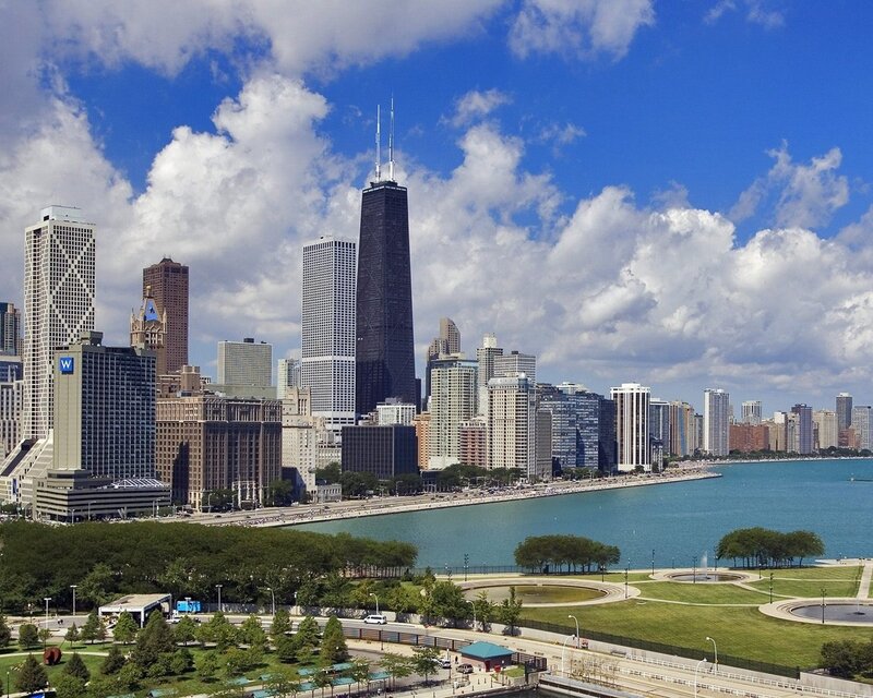 Chicago skyline by Lake Michigan