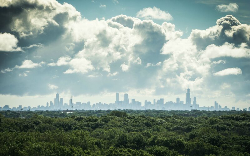 Chicago Skyline View — Green, Dramatic