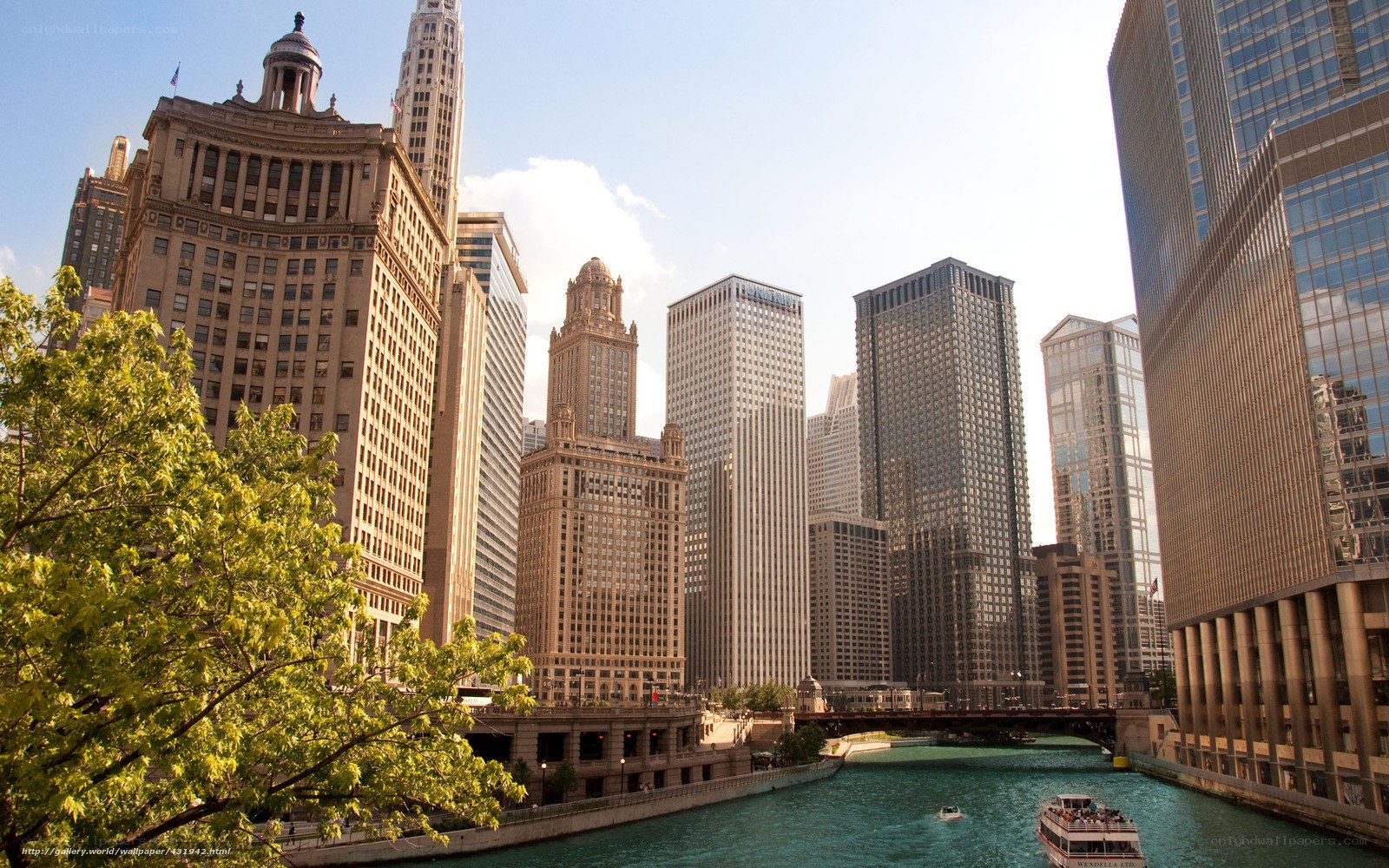 Chicago skyline with river