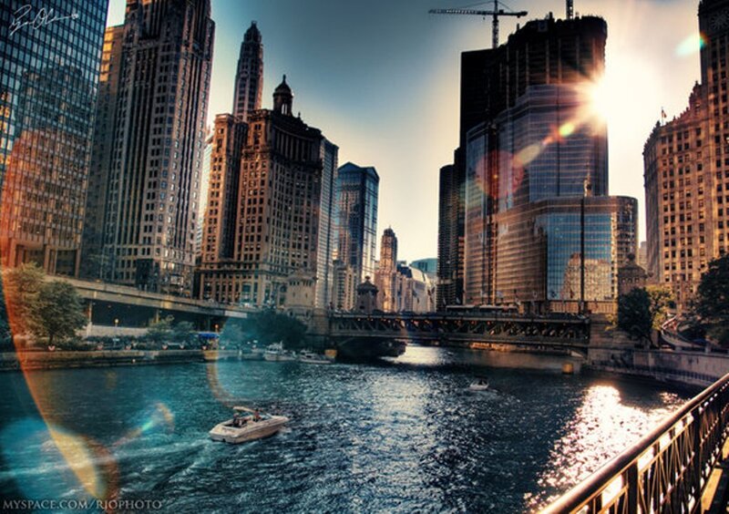 Chicago skyline with river and boats