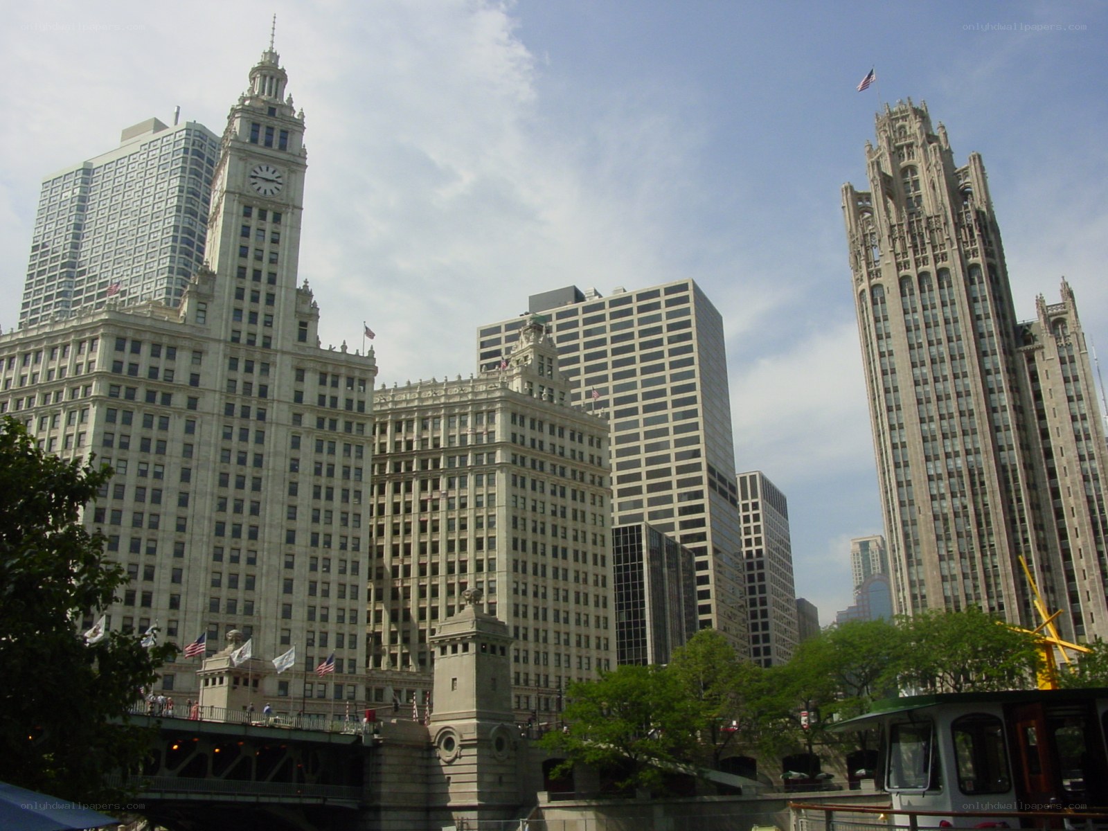Chicago skyline with river and bridges