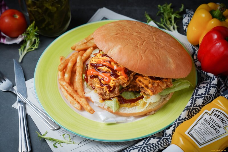 Chicken Burger with Fries — Green
