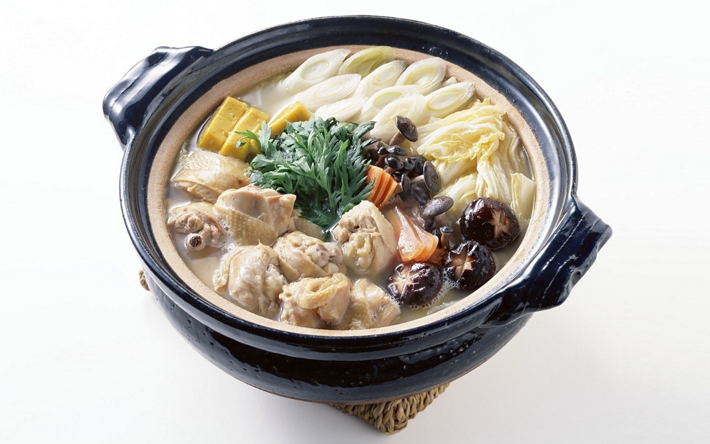 chicken hot pot with vegetables