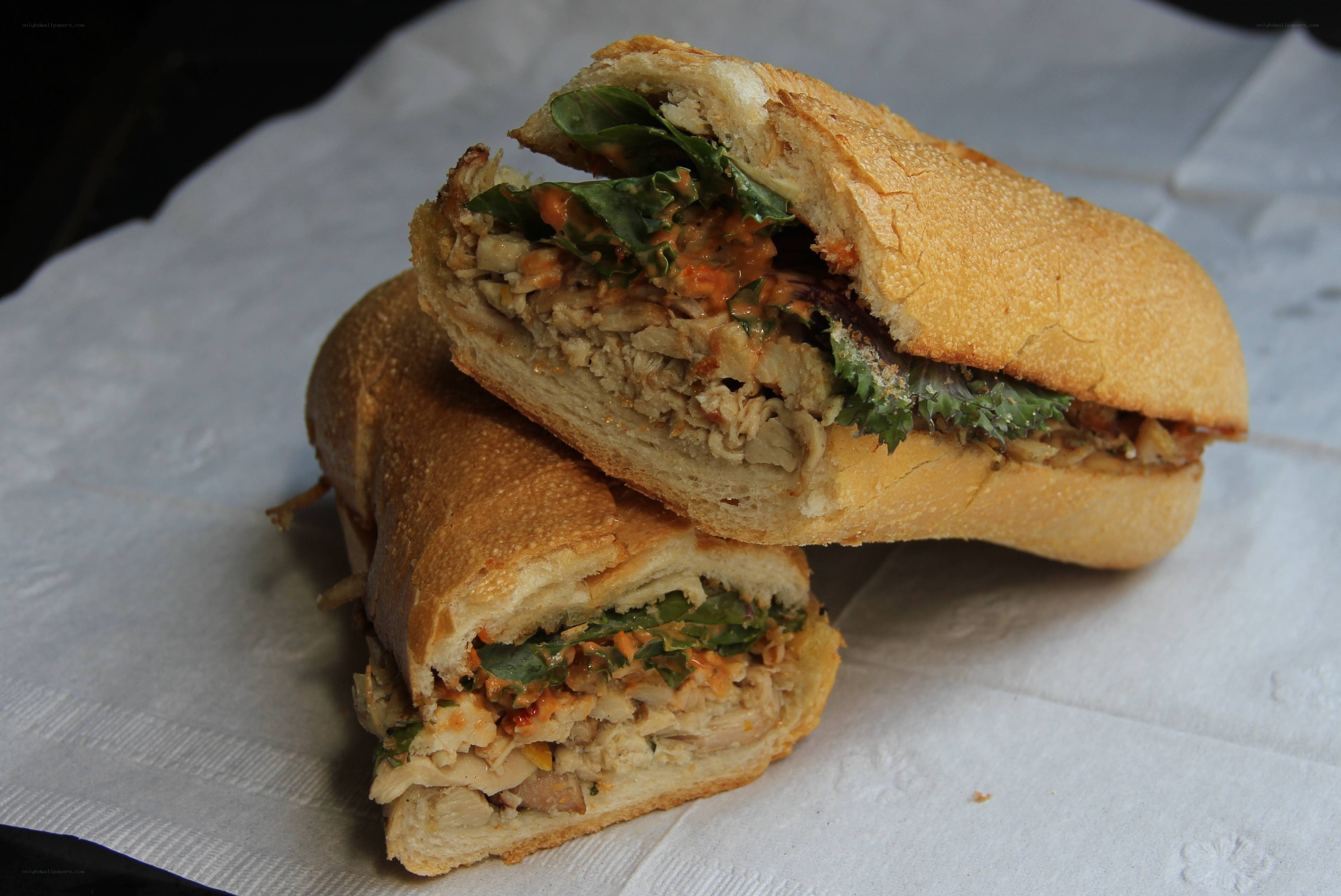 chicken sandwich on a roll