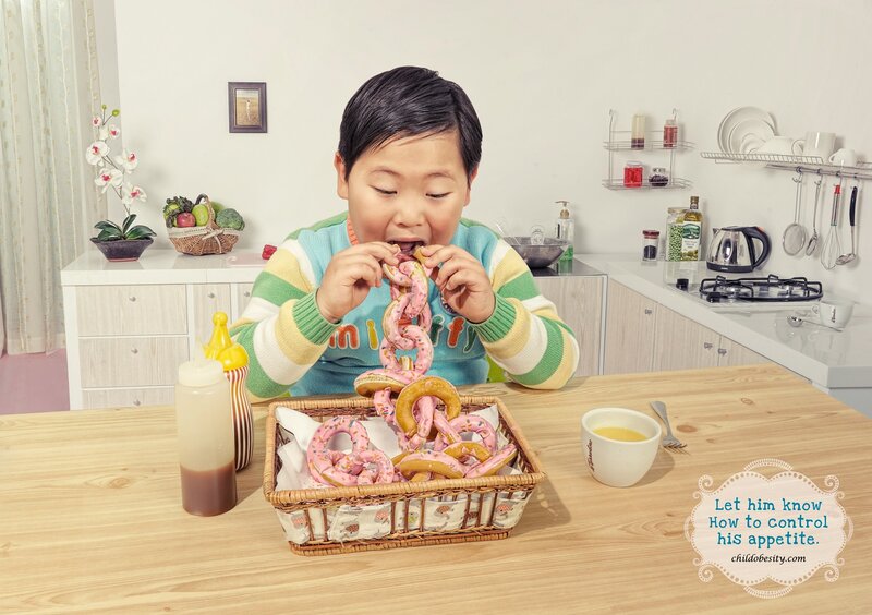 Child eating sugary snacks