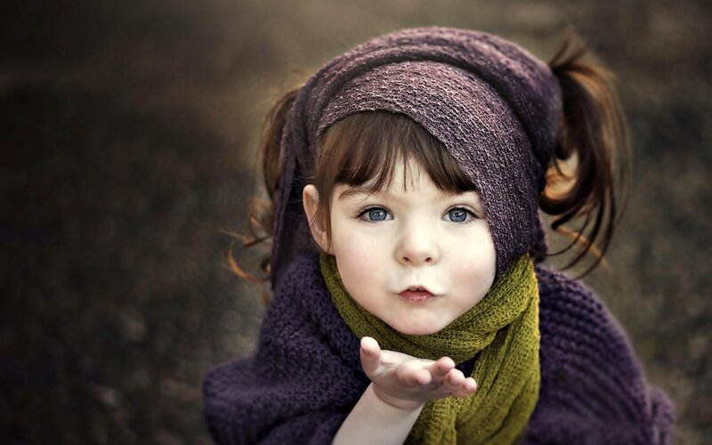 Child in Knitted Hat — Purple, Calm