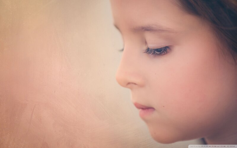 Child in Profile — Beige