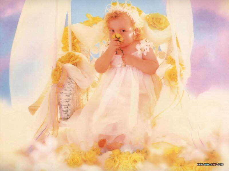 Child in White Dress — Yellow