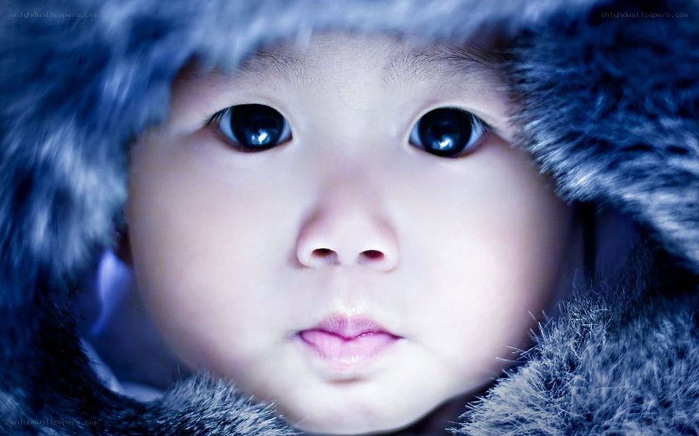 child in winter hat