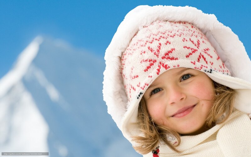 Child in Winter Hat — White, Calm